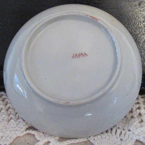 Japanese Eggshell Teacup & saucer - Picture 9 of 10